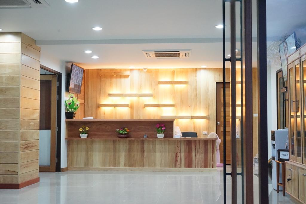 泰杉套房酒店 Ratchaburi 外观 照片
