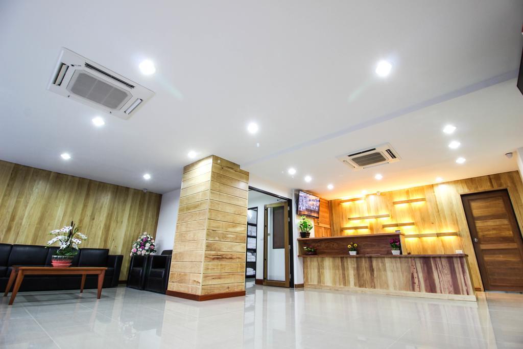 泰杉套房酒店 Ratchaburi 外观 照片