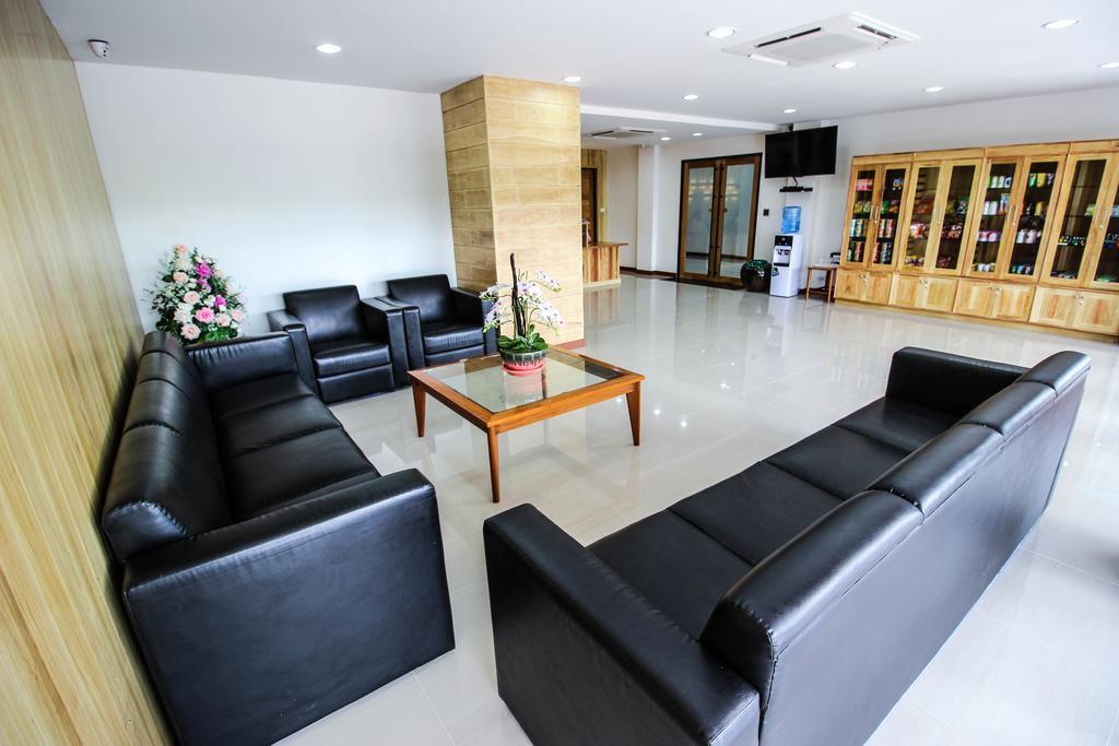 泰杉套房酒店 Ratchaburi 外观 照片